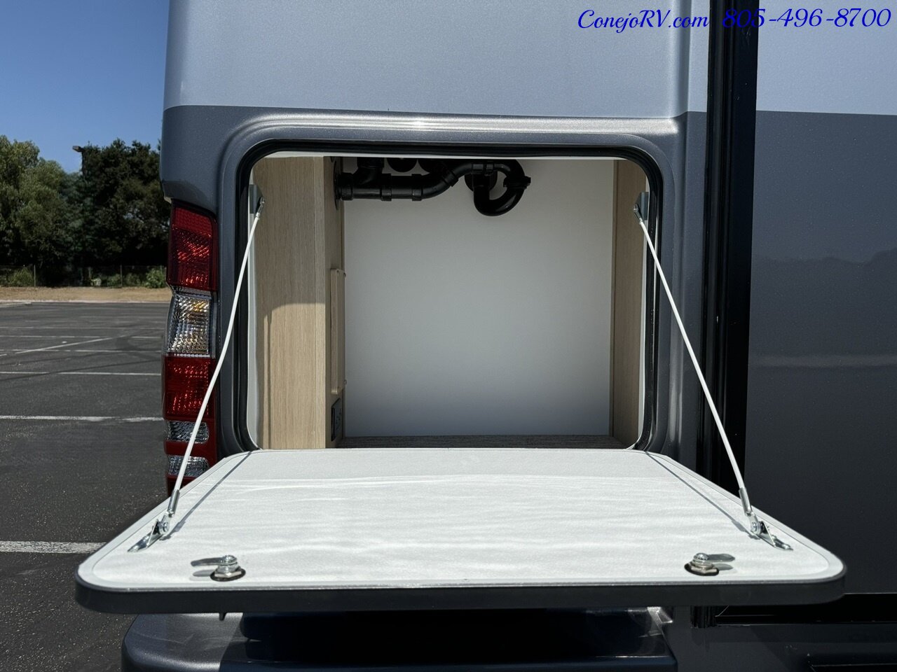 2024 Chinook Maverick EB Murphy Bed Ford Transit All Wheel Drive   - Photo 48 - Thousand Oaks, CA 91360