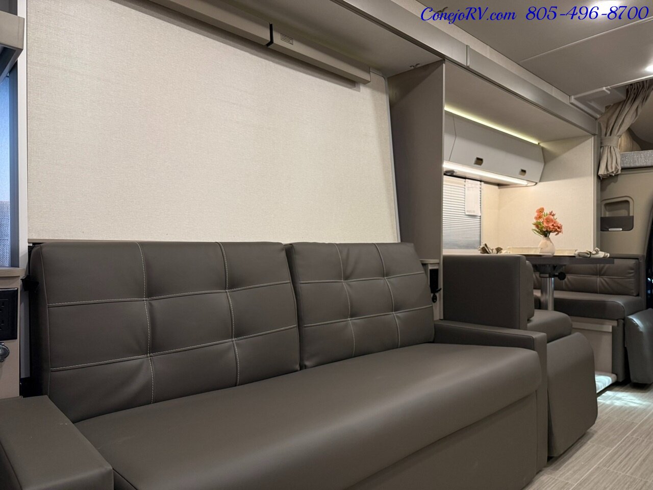 2027 Winnebago View 24D Full Wall Slide Murphy Bed Mercedes Turbo Diesel  Full Body Paint - Photo 19 - Thousand Oaks, CA 91360