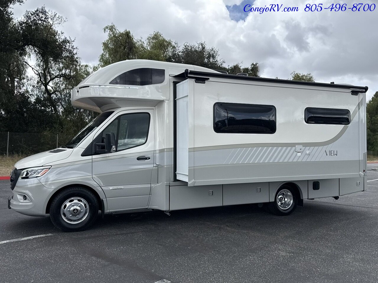 2027 Winnebago View 24D Full Wall Slide Murphy Bed Mercedes Turbo Diesel  Full Body Paint - Photo 1 - Thousand Oaks, CA 91360