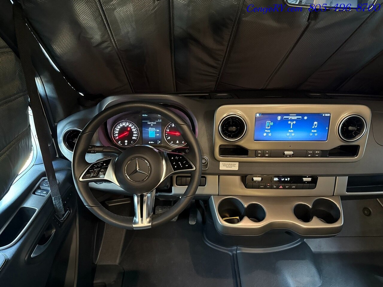 2027 Winnebago View 24D Full Wall Slide Murphy Bed Mercedes Turbo Diesel  Full Body Paint - Photo 30 - Thousand Oaks, CA 91360