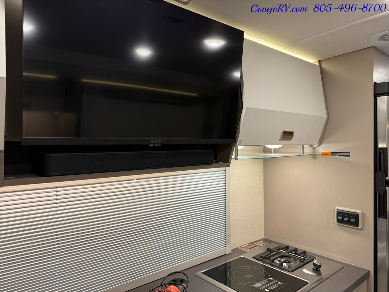 2027 Winnebago View 24D Full Wall Slide Murphy Bed Mercedes Turbo Diesel  Full Body Paint - Photo 14 - Thousand Oaks, CA 91360