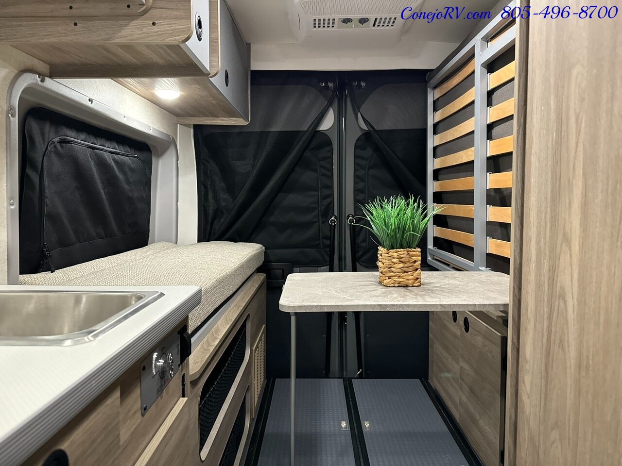 2025 Winnebago Solis 59P Pop Top Full Galley Murphy Bed Roof AC   - Photo 16 - Thousand Oaks, CA 91360