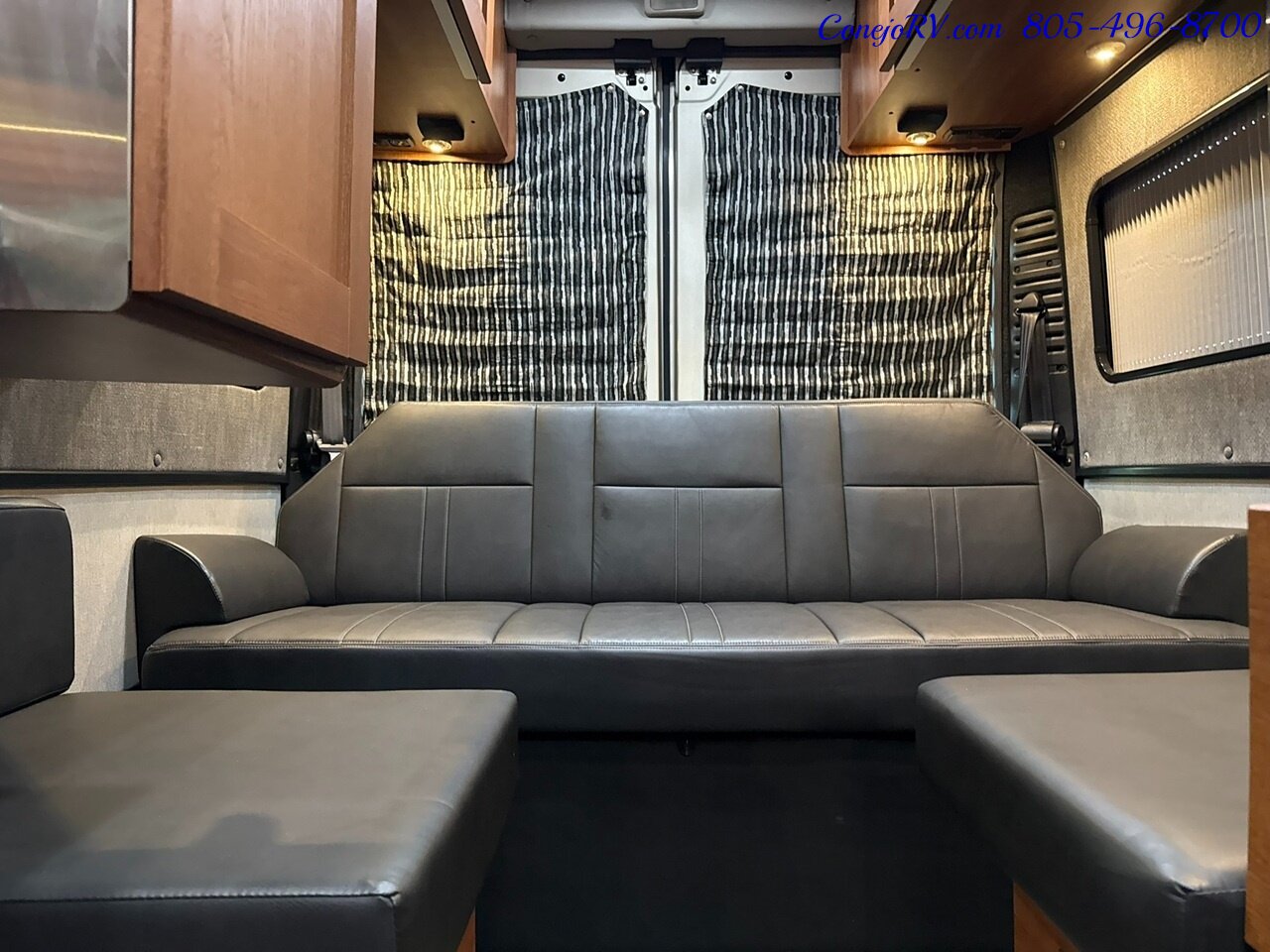 2019 Roadtrek Simplicity SRT Full Galley Power Rear Lounge   - Photo 21 - Thousand Oaks, CA 91360