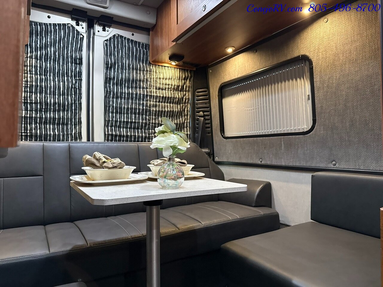 2019 Roadtrek Simplicity SRT Full Galley Power Rear Lounge   - Photo 19 - Thousand Oaks, CA 91360