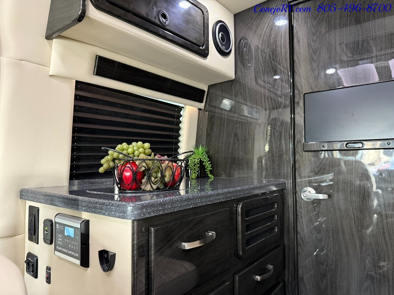 2020 Midwest Automotive Design Day Cruiser 144 Luxury Touring Coach Mercedes Turbo Diesel 7K  Miles - Photo 16 - Thousand Oaks, CA 91360