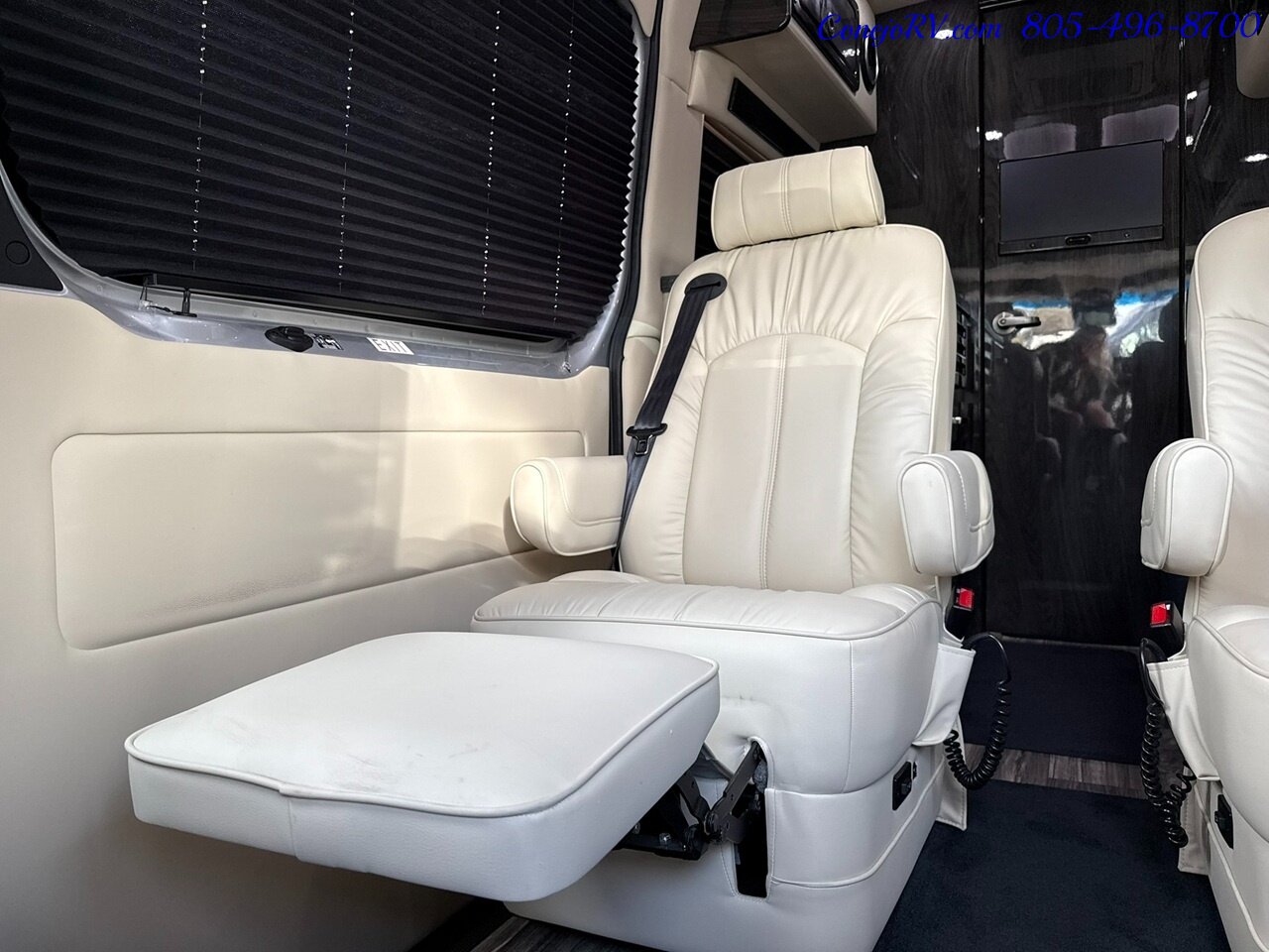 2020 Midwest Automotive Design Day Cruiser 144 Luxury Touring Coach Mercedes Turbo Diesel 7K  Miles - Photo 12 - Thousand Oaks, CA 91360