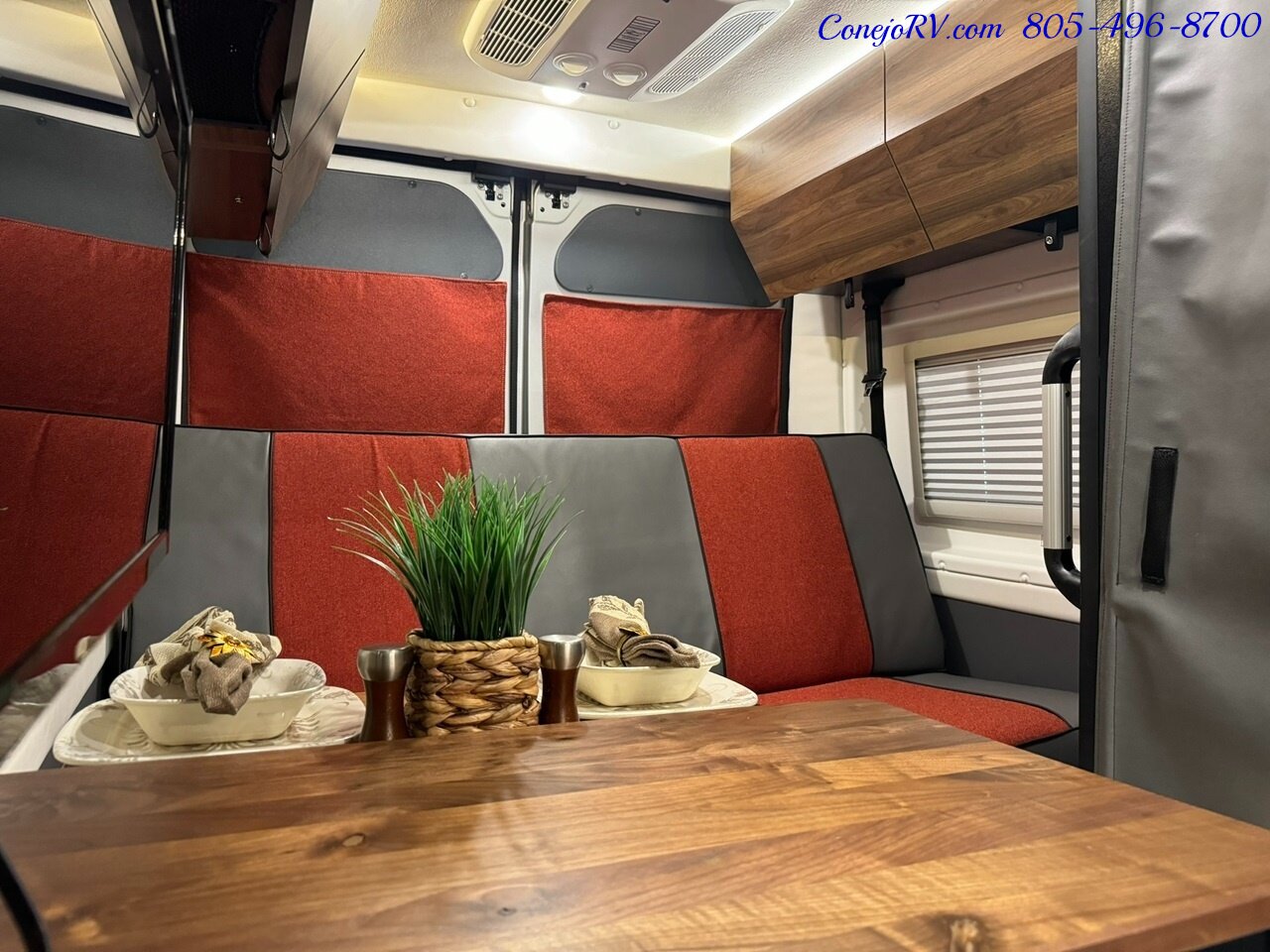 2022 Winnebago Roam 59RA Accessibility Power Lift Power Lounge Full Galley  30K Miles - Photo 16 - Thousand Oaks, CA 91360