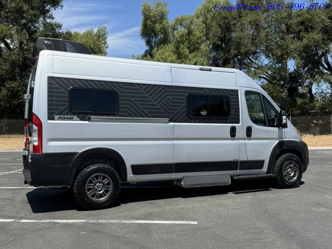 2022 Winnebago Roam 59RA Accessibility Power Lift Power Lounge Full Galley  30K Miles - Photo 4 - Thousand Oaks, CA 91360