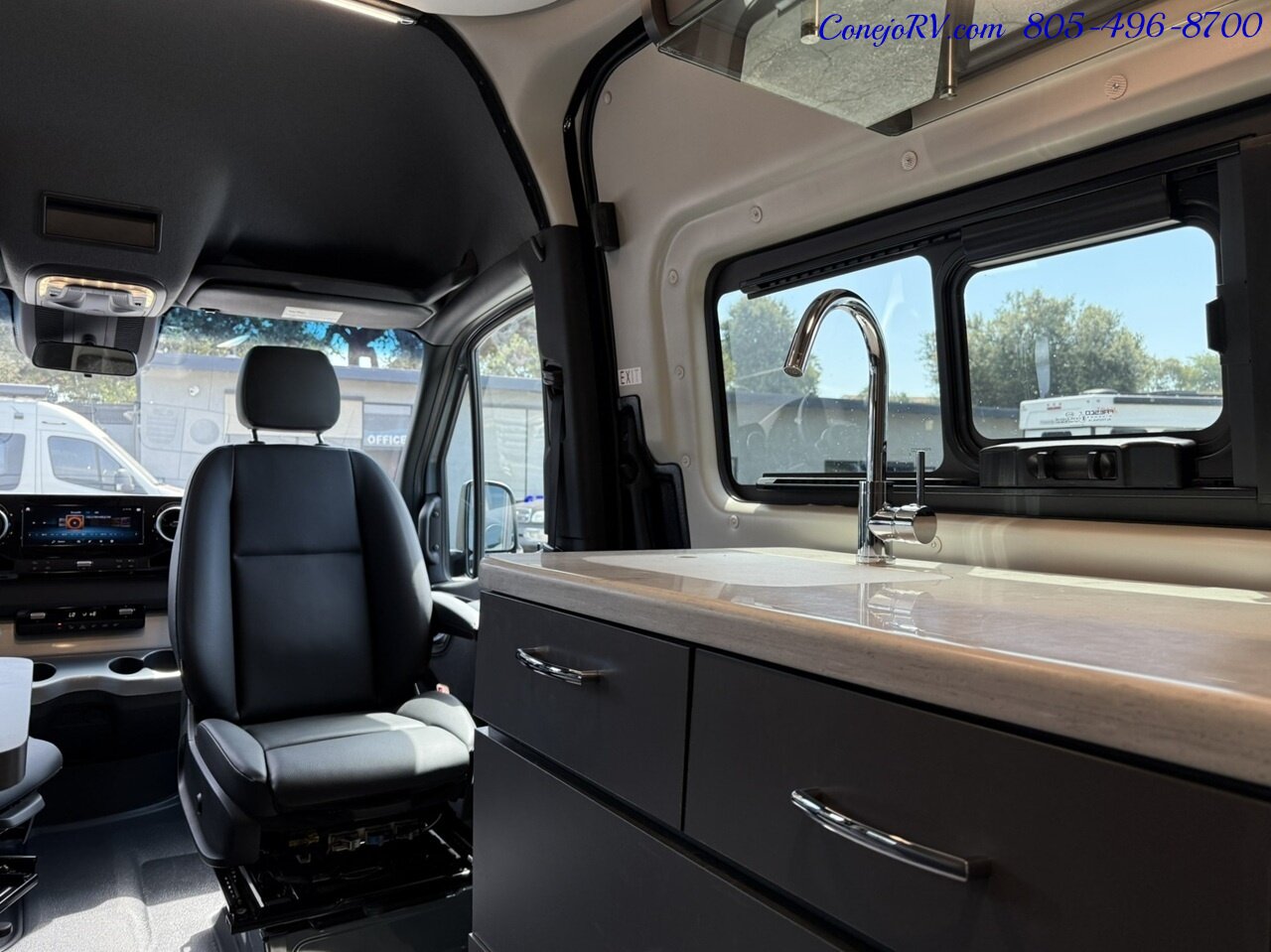 2023 Thor Sanctuary 19L 4X4 Sprinter Mercedes Turbo Diesel Lithium System 19K Miles - Photo 28 - Thousand Oaks, CA 91360