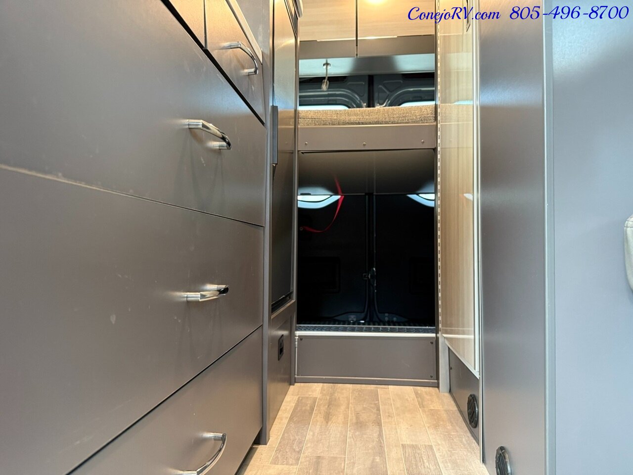 2023 Thor Sanctuary 19L 4X4 Sprinter Mercedes Turbo Diesel Lithium System 19K Miles - Photo 12 - Thousand Oaks, CA 91360