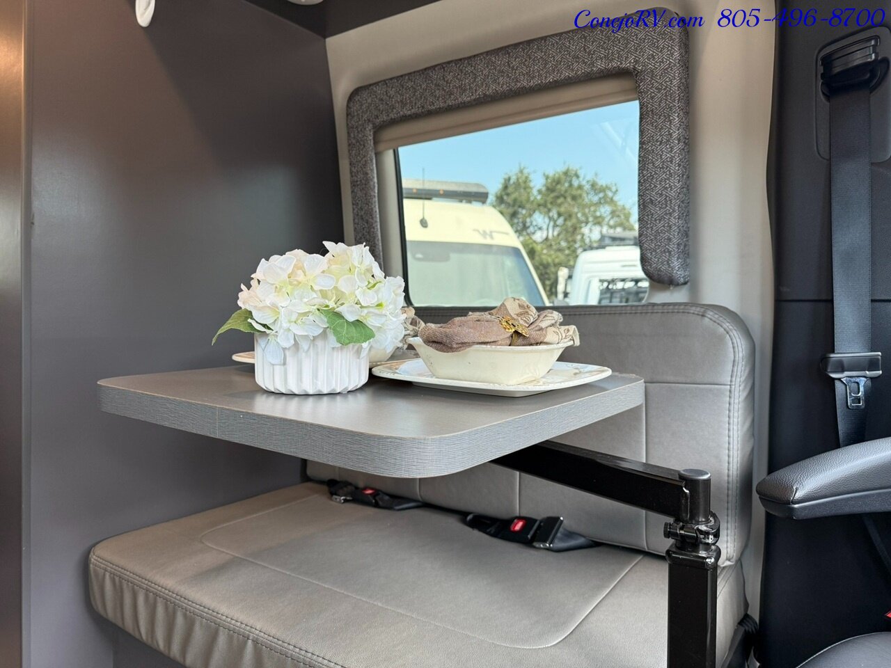 2023 Thor Sanctuary 19L 4X4 Sprinter Mercedes Turbo Diesel Lithium System 19K Miles - Photo 8 - Thousand Oaks, CA 91360