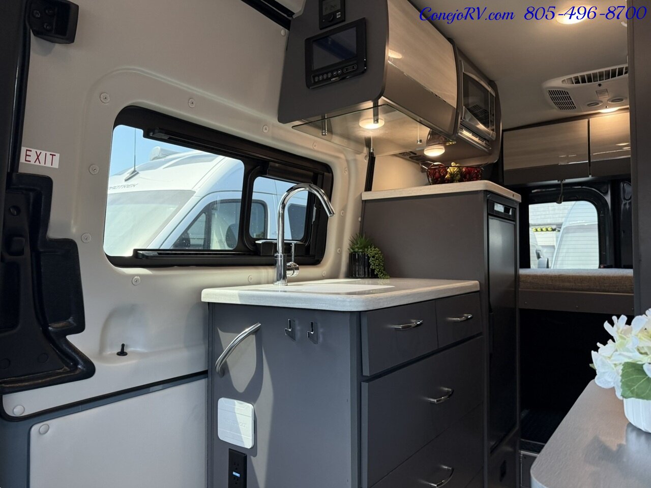 2023 Thor Sanctuary 19L 4X4 Sprinter Mercedes Turbo Diesel Lithium System 19K Miles - Photo 7 - Thousand Oaks, CA 91360