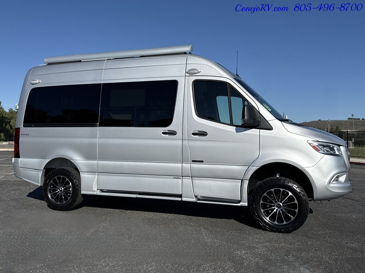 2025 Roadtrek Agile SS AWD Rear Lounge King Bed Mercedes Turbo Diesel - Photo 3 - Thousand Oaks, CA 91360