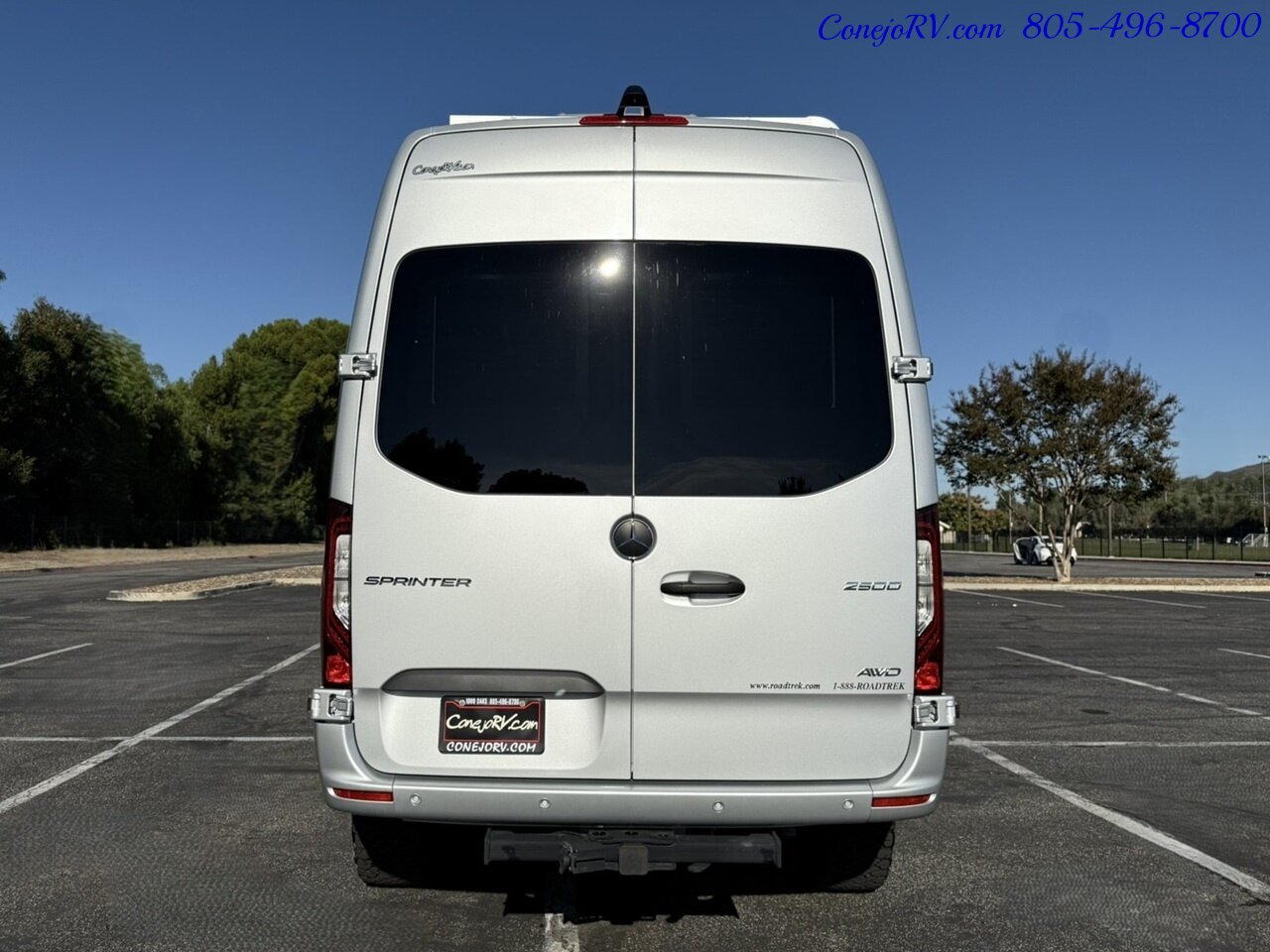 2025 Roadtrek Agile SS AWD Rear Lounge King Bed Mercedes Turbo Diesel - Photo 40 - Thousand Oaks, CA 91360
