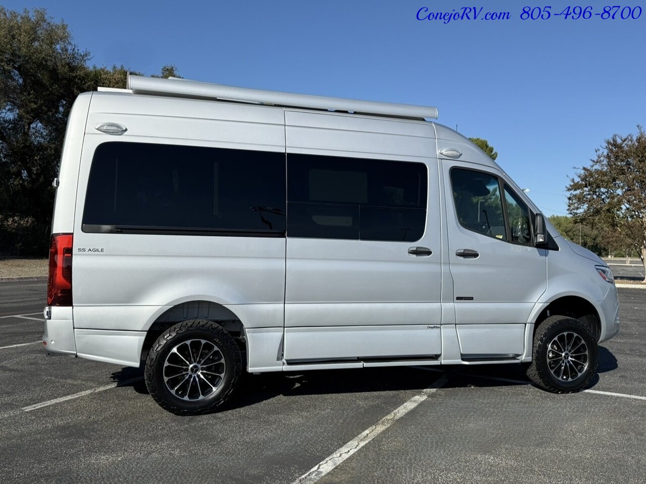 2025 Roadtrek Agile SS AWD Rear Lounge King Bed Mercedes Turbo Diesel - Photo 4 - Thousand Oaks, CA 91360