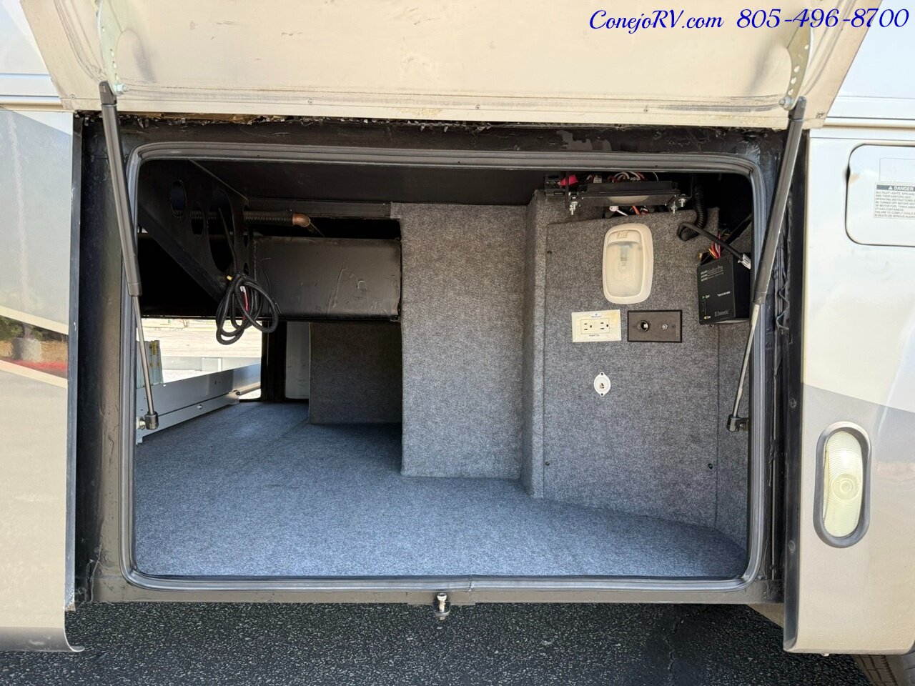 2006 Tiffin Phaeton 35DH Double Slide Outs Full Body Paint Caterpillar 350hp 172k Miles - Photo 41 - Thousand Oaks, CA 91360