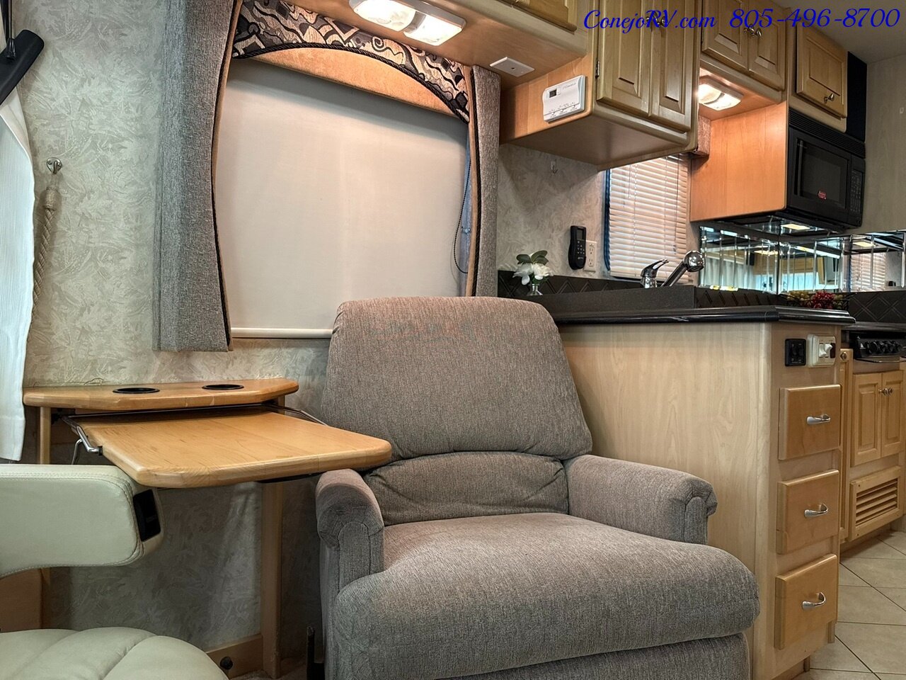 2006 Tiffin Phaeton 35DH Double Slide Outs Full Body Paint Caterpillar 350hp 172k Miles - Photo 12 - Thousand Oaks, CA 91360