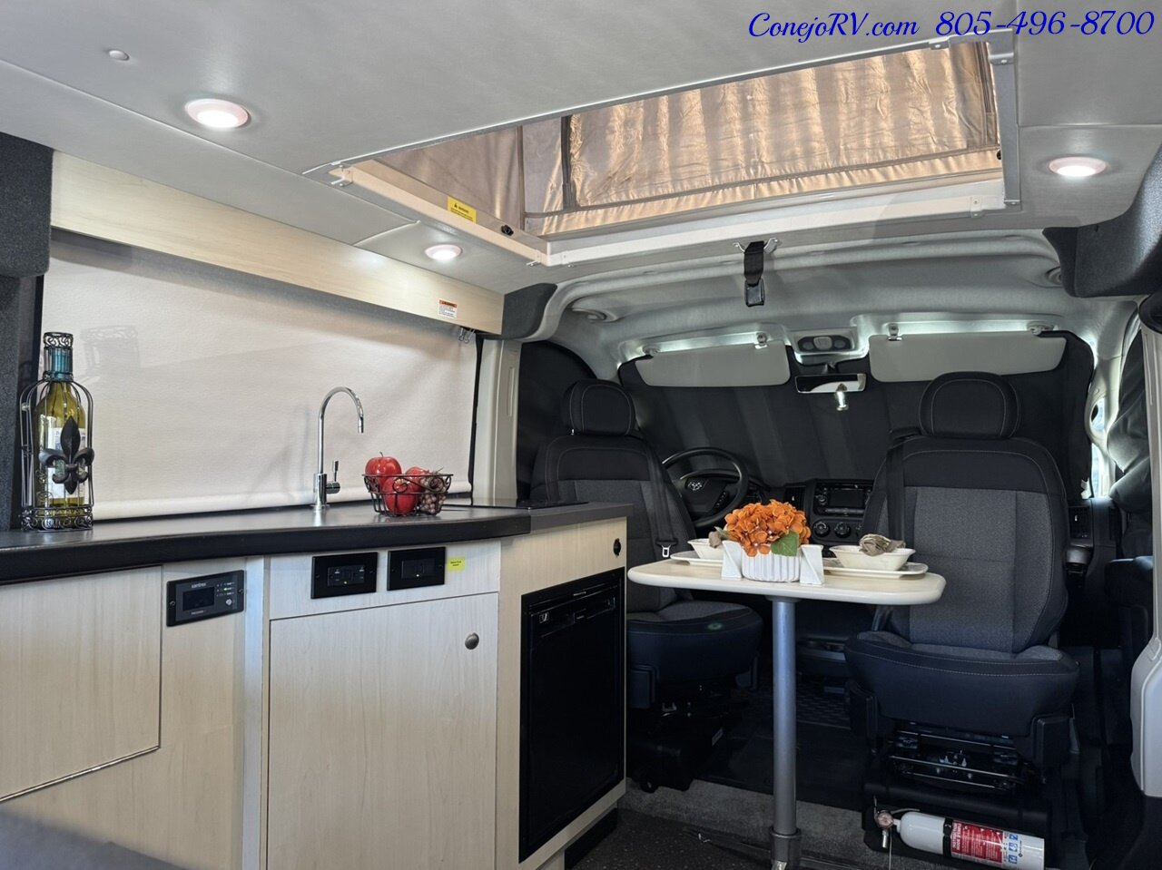 2022 Pleasure-Way Tofino Lithium System Convertible Lounge Full Galley Pop  Top - Photo 25 - Thousand Oaks, CA 91360