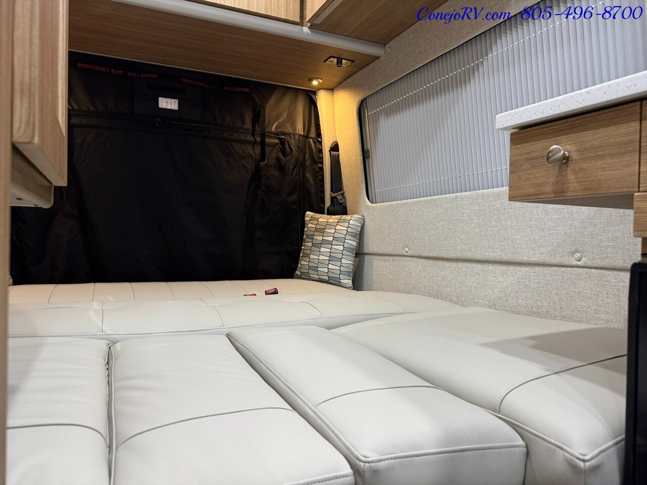 2025 Roadtrek Agile SS Rear Lounge King Bed Mercedes Turbo Diesel   - Photo 24 - Thousand Oaks, CA 91360