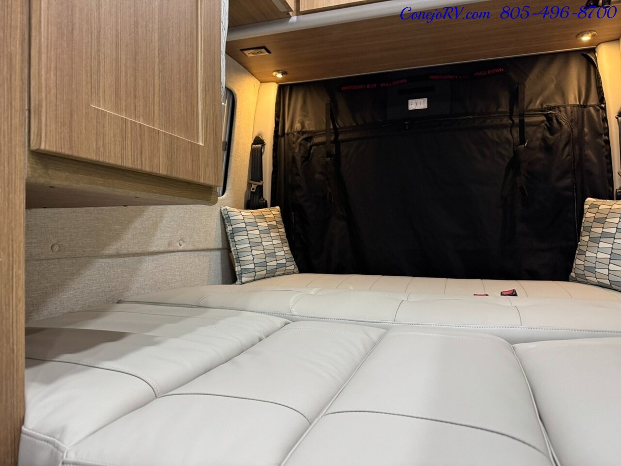 2025 Roadtrek Agile SS Rear Lounge King Bed Mercedes Turbo Diesel   - Photo 25 - Thousand Oaks, CA 91360