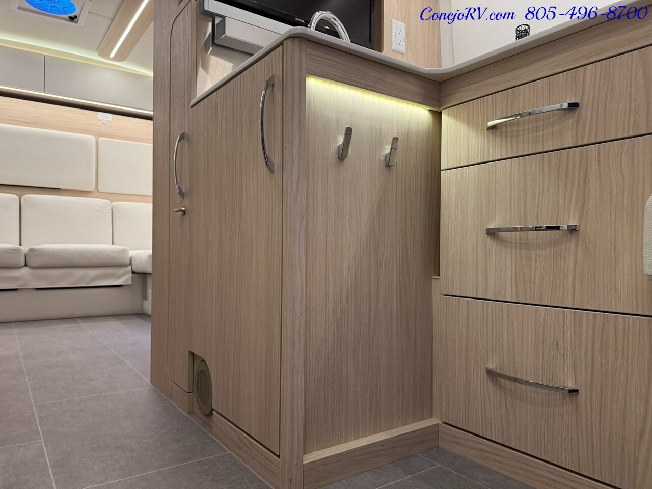 2024 Leisure Wonder W24RL Murphy Bed Ford Transit   - Photo 10 - Thousand Oaks, CA 91360