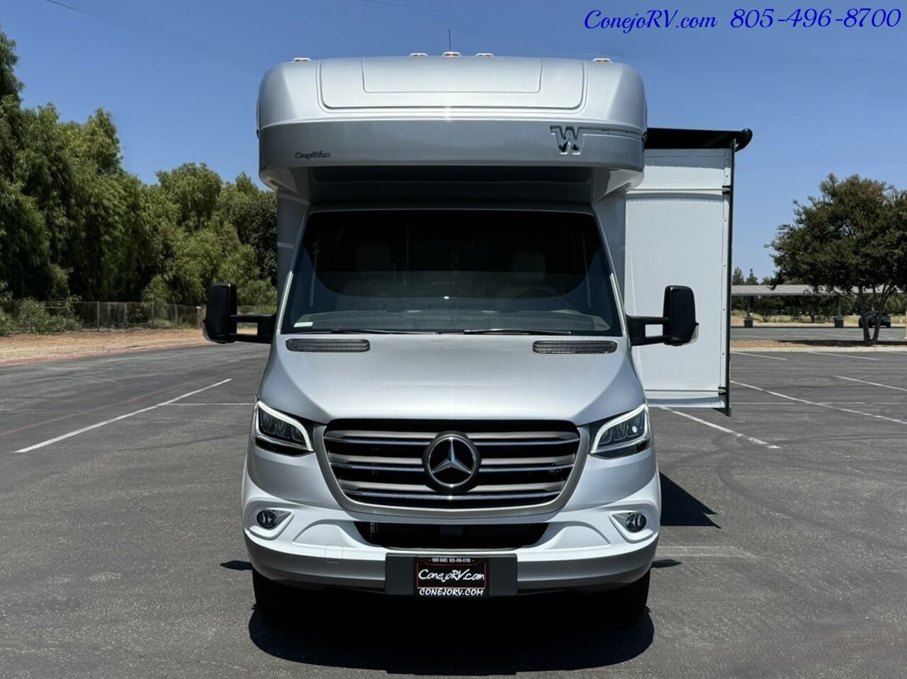 2025 Winnebago Navion 24D Full Wall Slide-Out Mercedes Turbo Diesel Full  Body Paint - Photo 50 - Thousand Oaks, CA 91360