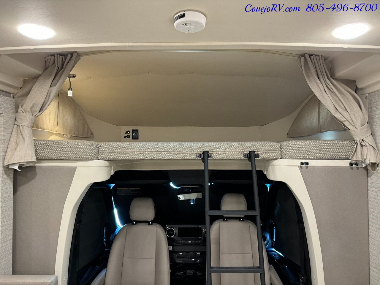 2025 Winnebago Navion 24D Full Wall Slide-Out Mercedes Turbo Diesel Full  Body Paint - Photo 32 - Thousand Oaks, CA 91360