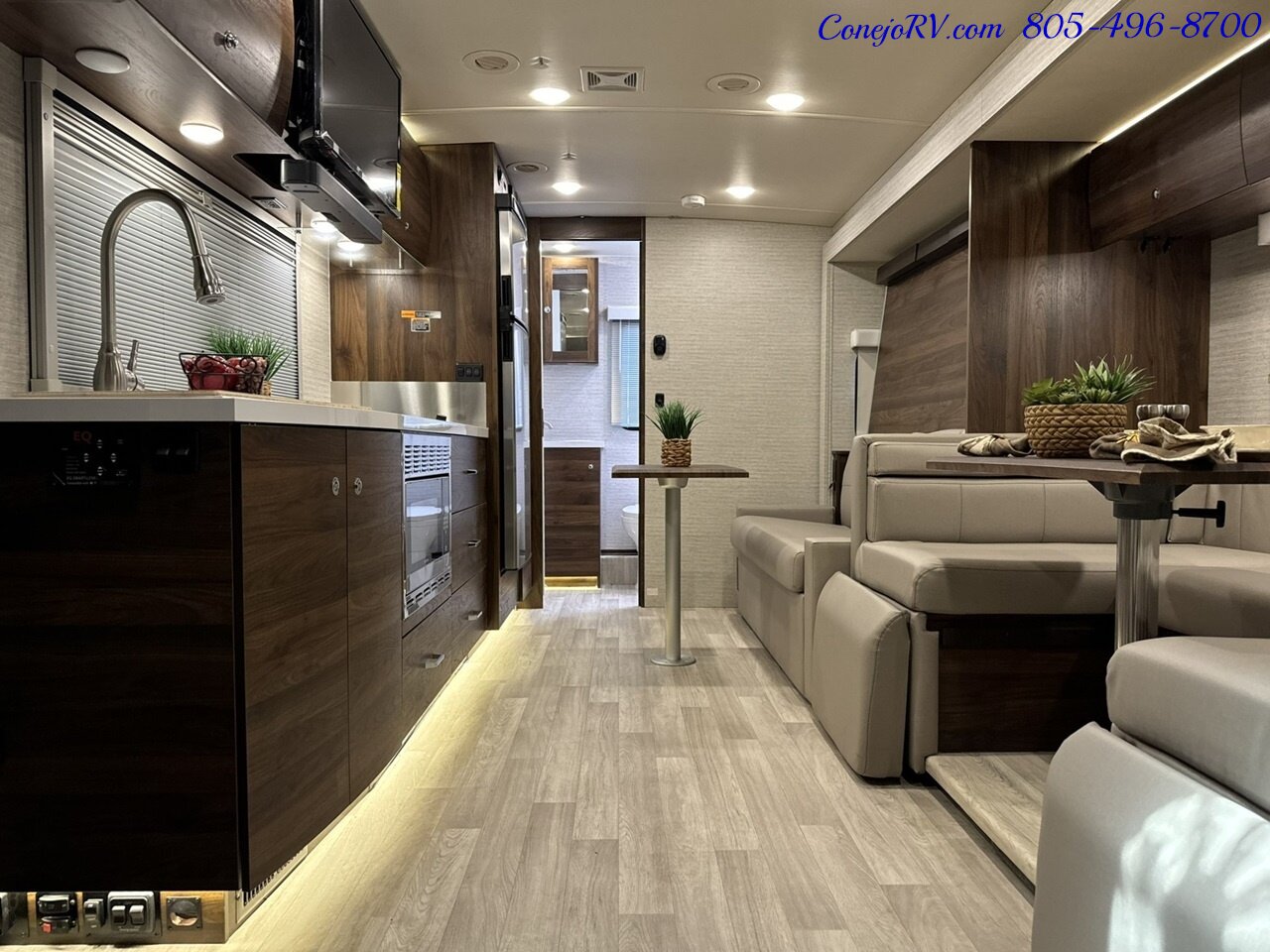 2025 Winnebago Navion 24D Full Wall Slide-Out Mercedes Turbo Diesel Full  Body Paint - Photo 5 - Thousand Oaks, CA 91360