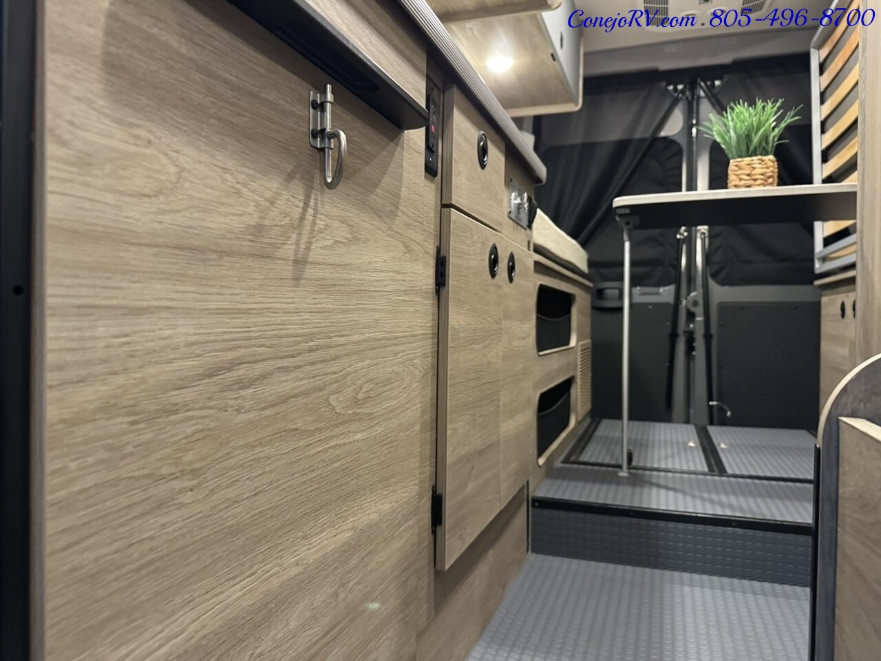 2025 Winnebago Solis 59PX Murphy Bed Pop Top Full Galley   - Photo 13 - Thousand Oaks, CA 91360