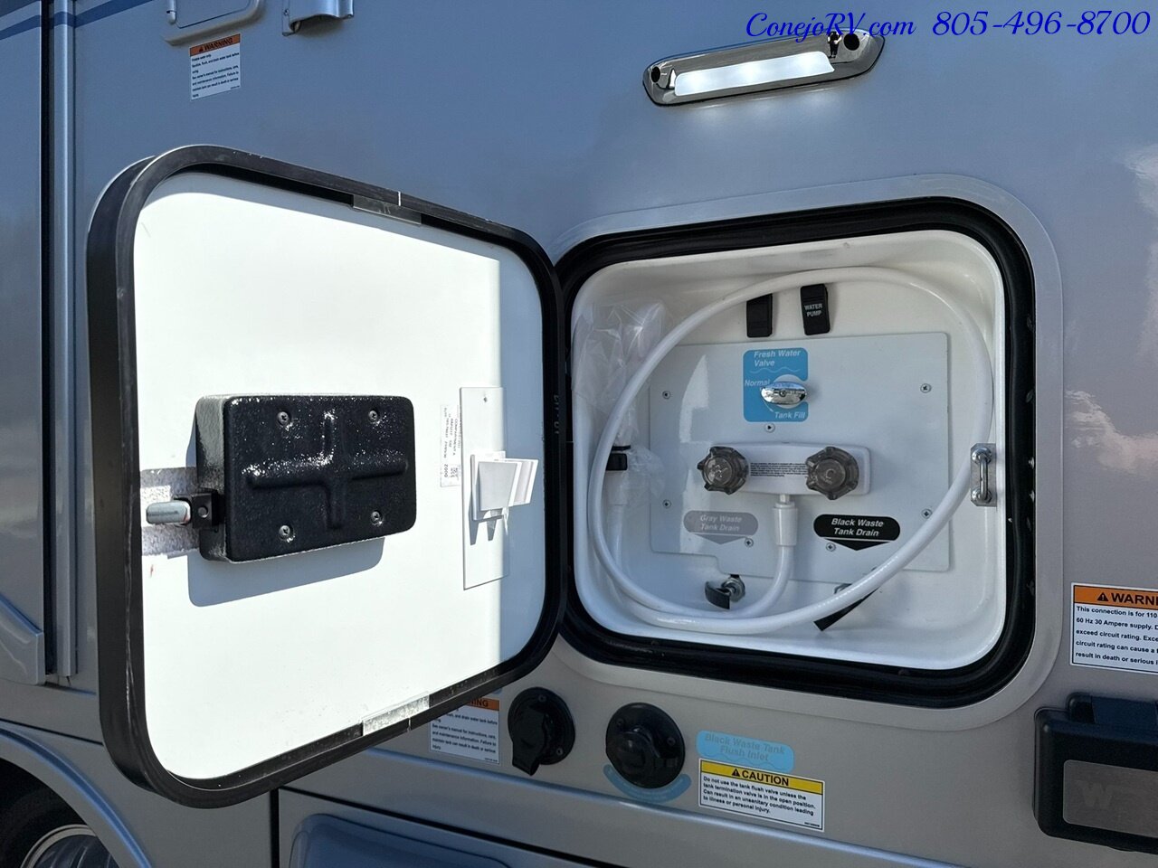 2025 Winnebago View 24T Slide-Out Murphy Bed Mercedes Turbo Diesel Full  Body Paint - Photo 43 - Thousand Oaks, CA 91360