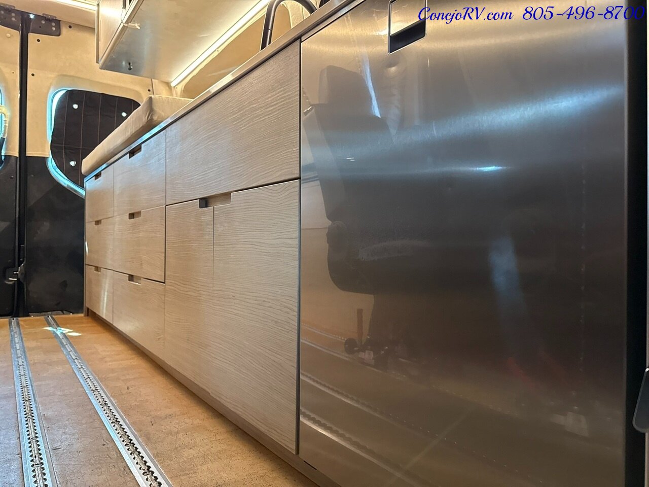 2020 Texino Switchback II Mercedes Turbo Diesel Sprinter 144 High Top Pop  Top 28K Miles - Photo 7 - Thousand Oaks, CA 91360