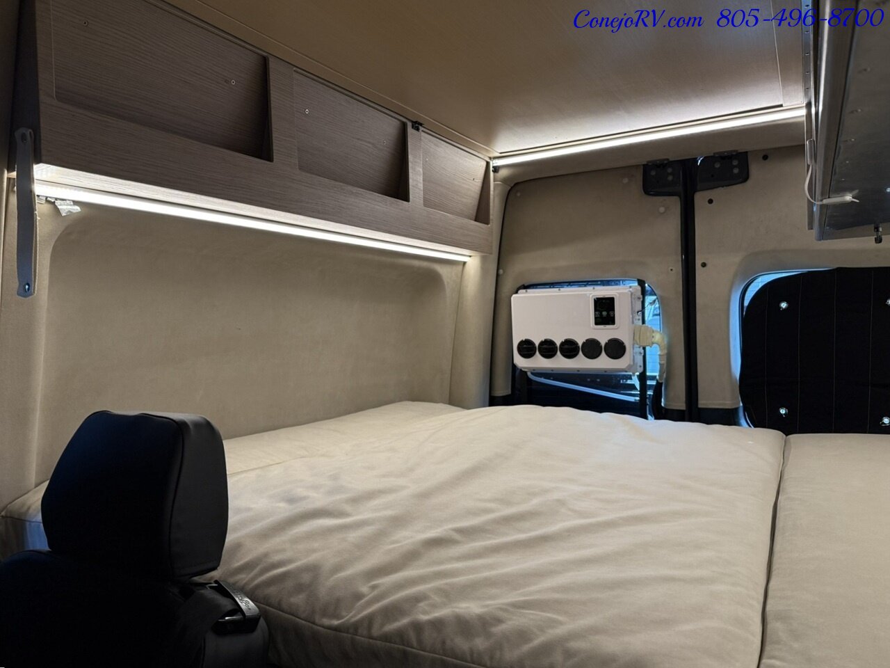 2020 Texino Switchback II Mercedes Turbo Diesel Sprinter 144 High Top Pop  Top 28K Miles - Photo 17 - Thousand Oaks, CA 91360