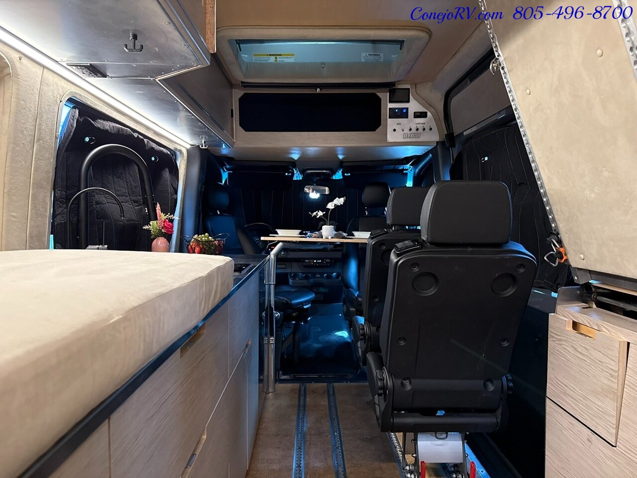 2020 Texino Switchback II Mercedes Turbo Diesel Sprinter 144 High Top Pop  Top 28K Miles - Photo 18 - Thousand Oaks, CA 91360