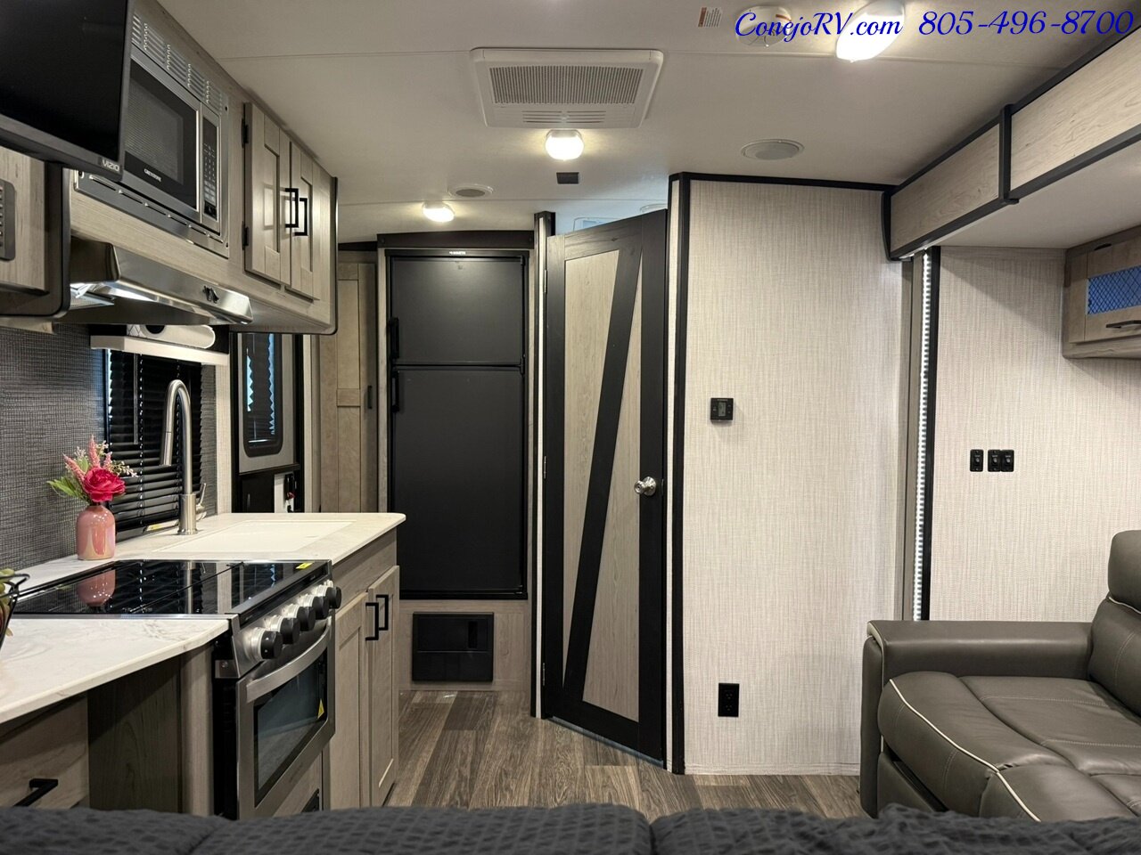 2021 Heartland Mallard M210RB Slide Out Queen Bed Full Galley Travel Trailer - Photo 30 - Thousand Oaks, CA 91360