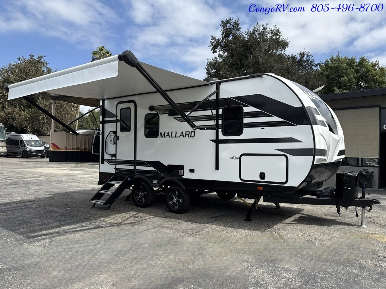 2021 Heartland Mallard M210RB Slide Out Queen Bed Full Galley Travel Trailer - Photo 34 - Thousand Oaks, CA 91360