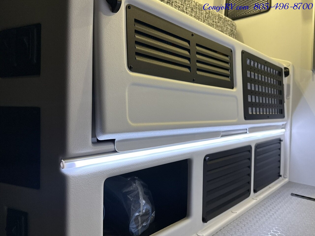 2026 Tiffin GH1 AWD Sprinter Mercedes Turbo Diesel 540AH Battle  Born Lithium Ion Kit - Photo 28 - Thousand Oaks, CA 91360