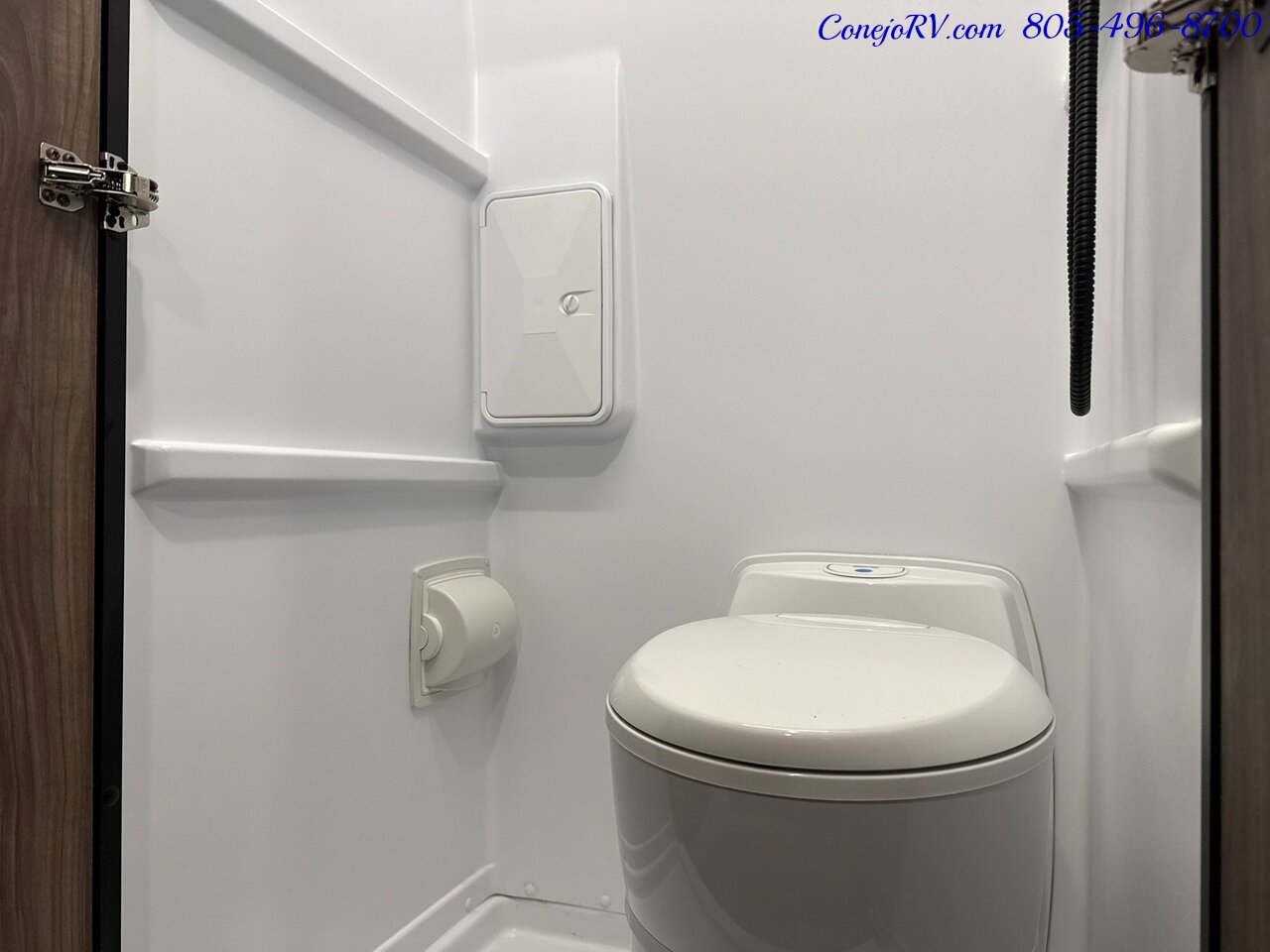 2026 Tiffin GH1 AWD Sprinter Mercedes Turbo Diesel 540AH Battle  Born Lithium Ion Kit - Photo 18 - Thousand Oaks, CA 91360