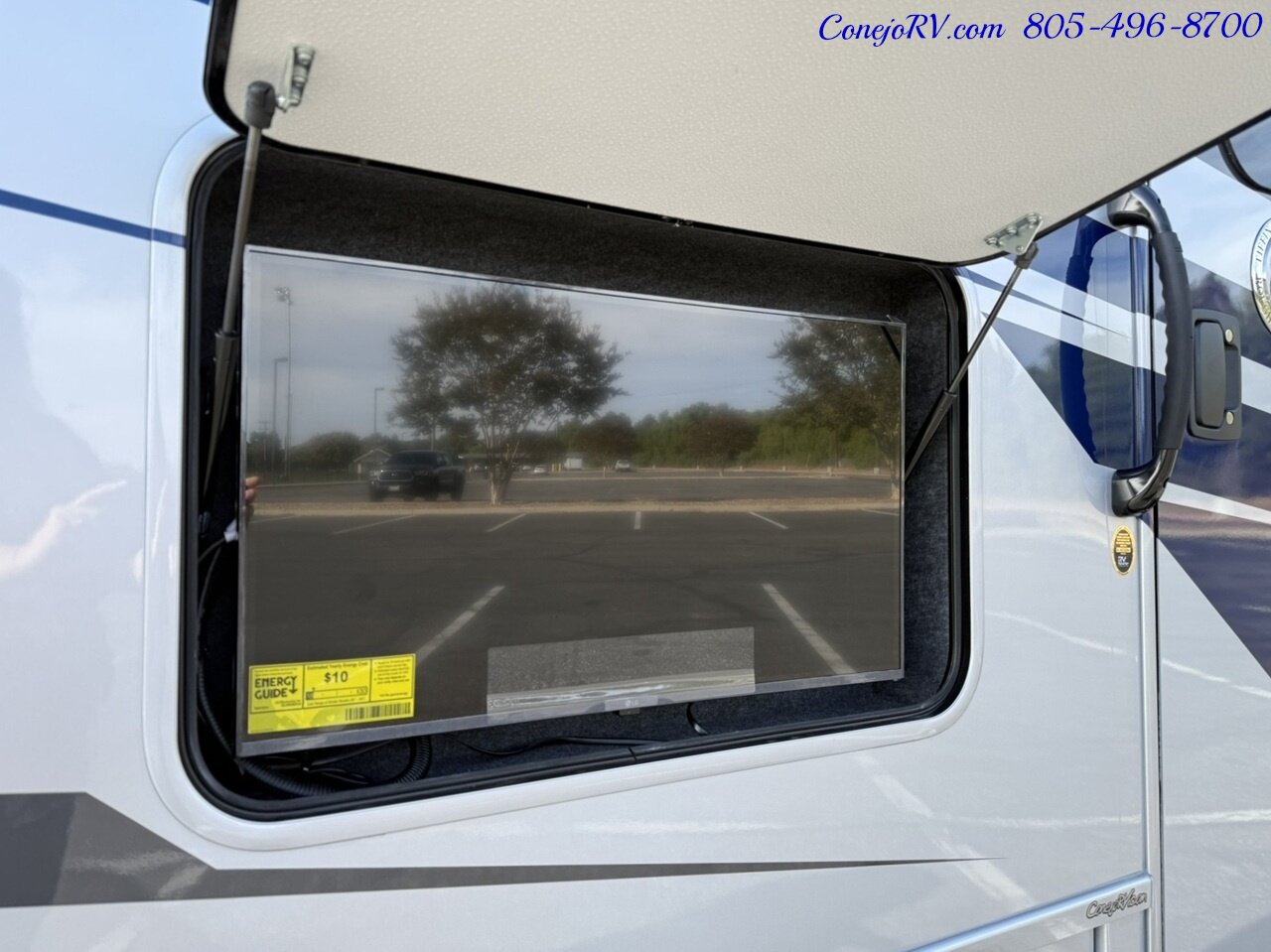 2026 Tiffin Wayfarer 25XPW Full Wall Slide-Out Theater Seats Mercedes Turbo Diesel Full Body Paint - Photo 45 - Thousand Oaks, CA 91360