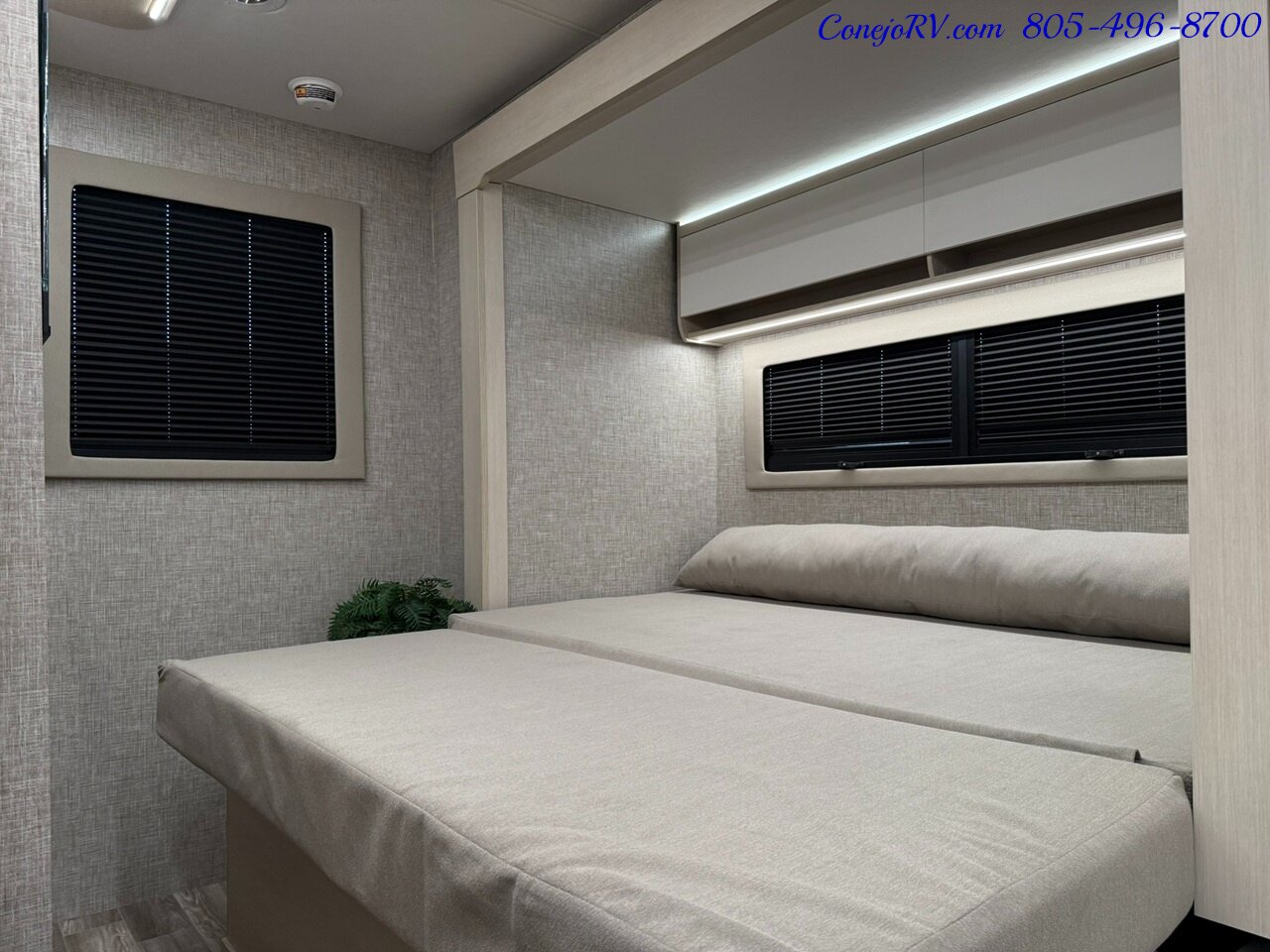 2026 Tiffin Wayfarer 25XPW Full Wall Slide-Out Theater Seats Mercedes Turbo Diesel Full Body Paint - Photo 22 - Thousand Oaks, CA 91360