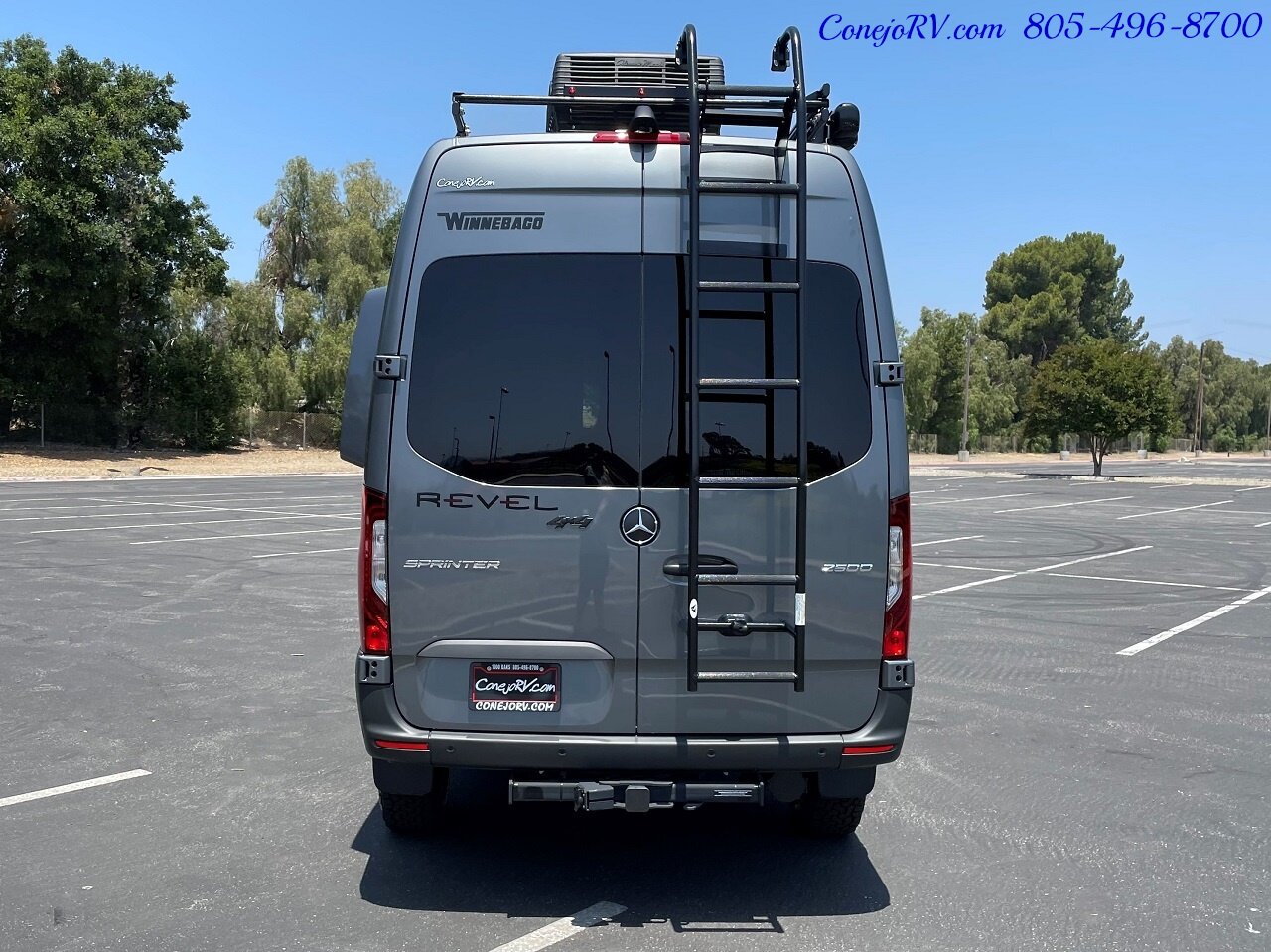 2023 WINNEBAGO Revel 44E 4X4 Sprinter Mercedes Turbo Diesel Lithium Battery   - Photo 41 - Thousand Oaks, CA 91360