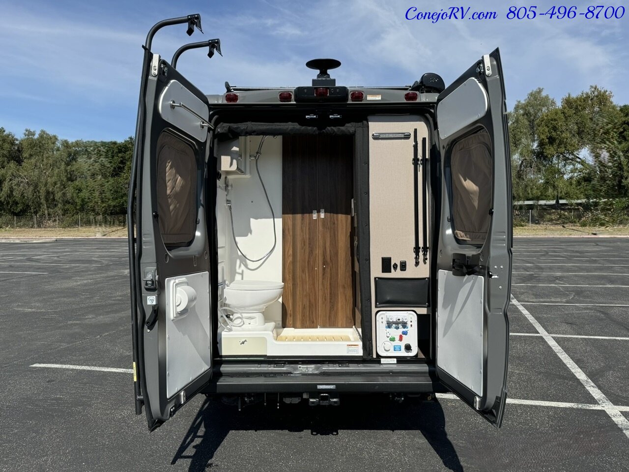 2024 Winnebago Travato 59KL Touring Coach Pure Energy Management System   - Photo 41 - Thousand Oaks, CA 91360