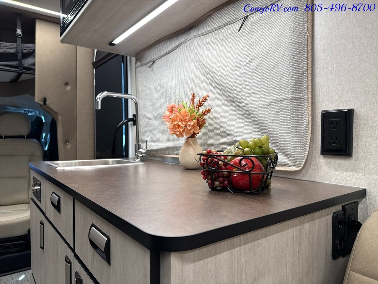 2027 Winnebago Elora 19DC 2.8KW Generator Convertible Gear Garage   - Photo 18 - Thousand Oaks, CA 91360