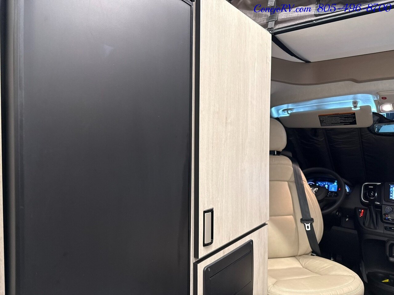 2027 Winnebago Elora 19DC 2.8KW Generator Convertible Gear Garage   - Photo 12 - Thousand Oaks, CA 91360