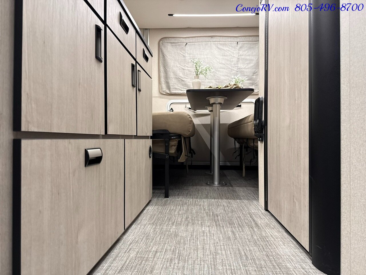 2027 Winnebago Elora 19DC 2.8KW Generator Convertible Gear Garage   - Photo 9 - Thousand Oaks, CA 91360