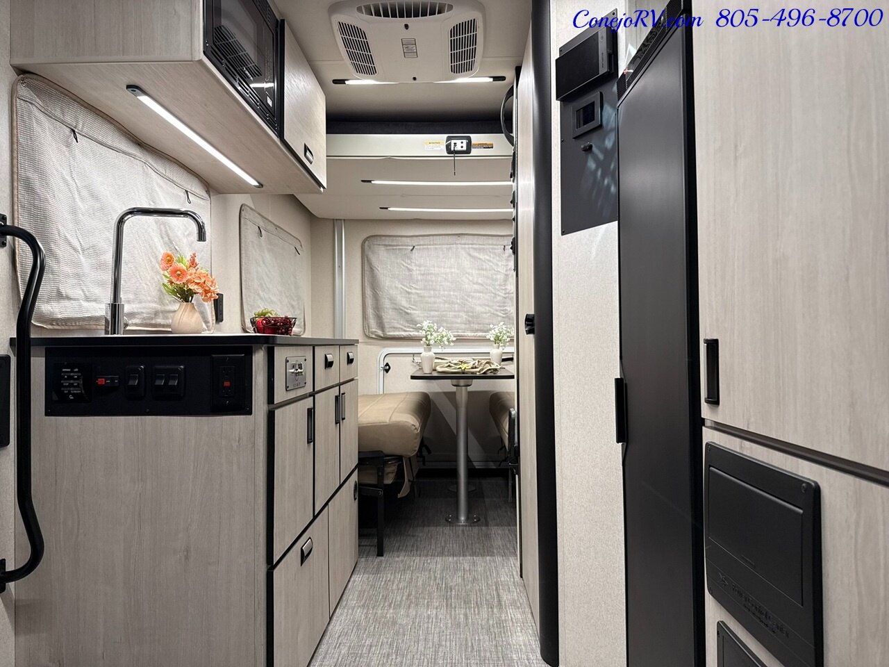 2027 Winnebago Elora 19DC 2.8KW Generator Convertible Gear Garage   - Photo 5 - Thousand Oaks, CA 91360