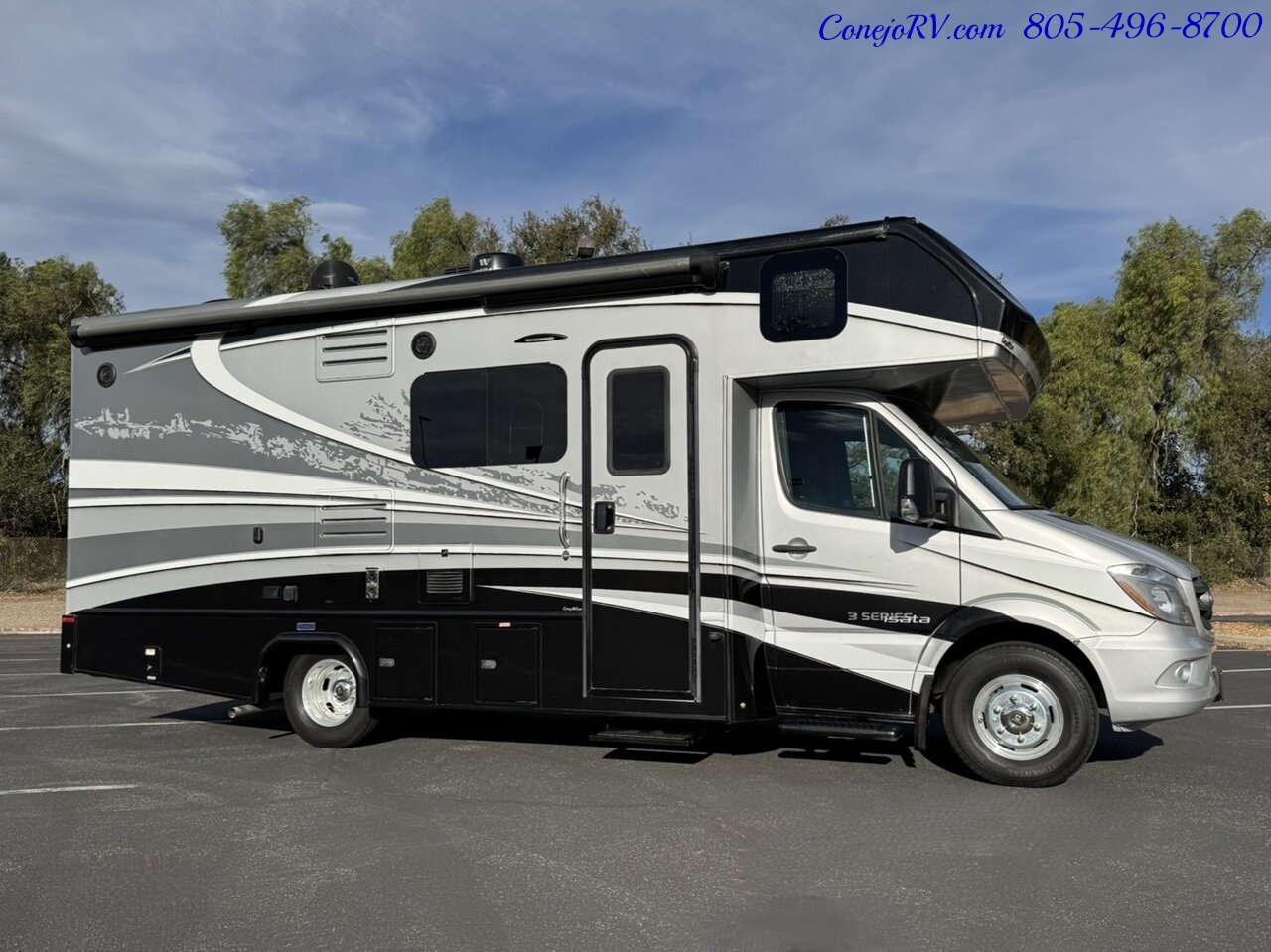 2020 Dynamax Isata 3 Series 24FW Full-Wall Slide HYDRAULIC LEVELERS Full Body Paint  Mercedes Turbo Diesel - Photo 3 - Thousand Oaks, CA 91360