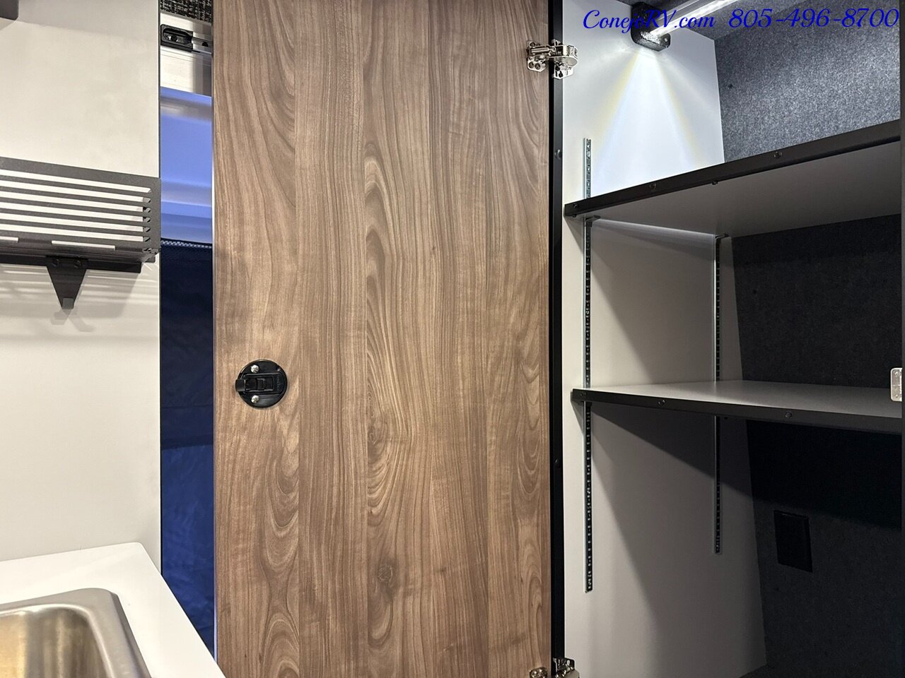 2026 Tiffin GH2 AWD Sprinter Mercedes 2500 EXT AWD Turbo Diesel  540AH Battle Born Lithium Ion Kit - Photo 24 - Thousand Oaks, CA 91360