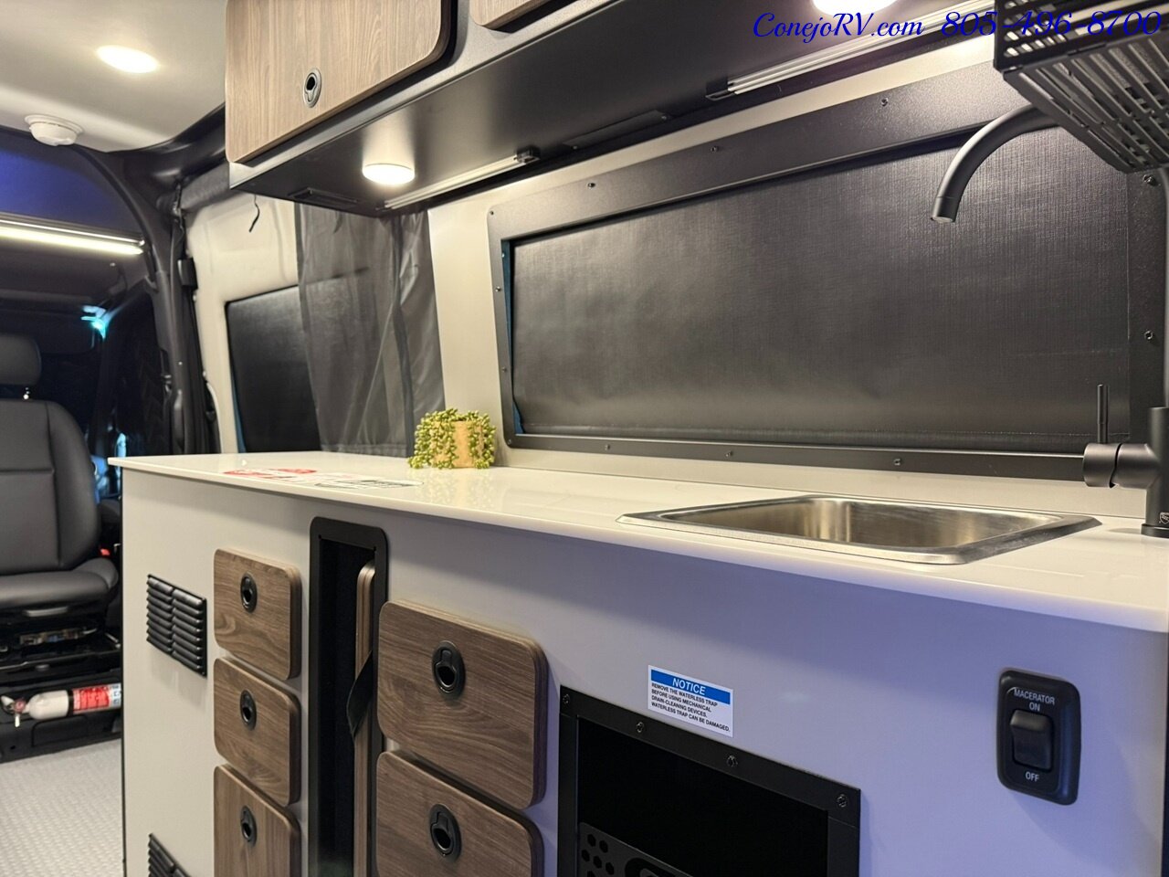 2026 Tiffin GH2 AWD Sprinter Mercedes 2500 EXT AWD Turbo Diesel  540AH Battle Born Lithium Ion Kit - Photo 18 - Thousand Oaks, CA 91360