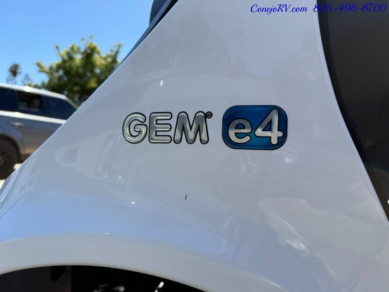 2017 Polaris GEM E4 Golf Cart   - Photo 21 - Thousand Oaks, CA 91360