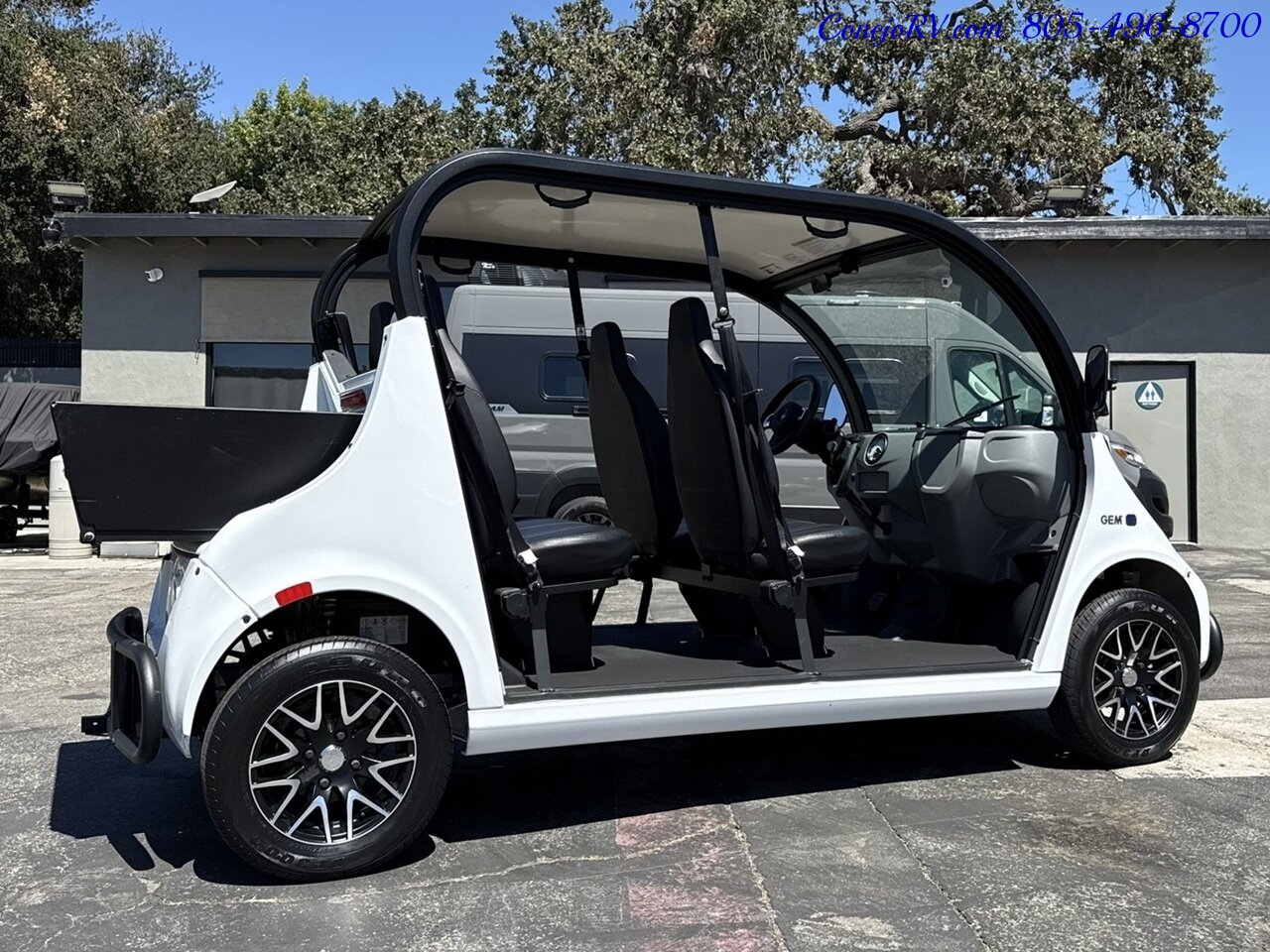 2017 Polaris GEM E4 Golf Cart   - Photo 4 - Thousand Oaks, CA 91360
